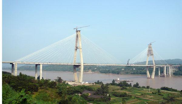 Jiangjin Guanyinyan Yangtze River Highway Bridge in Chongqing